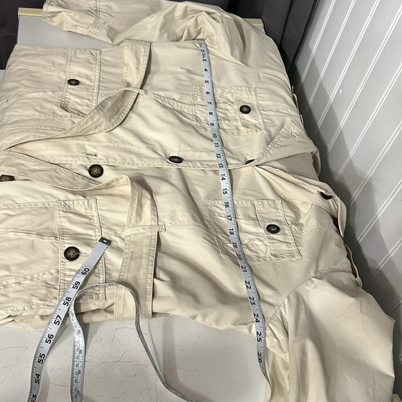 Denver Hayes, size 2XL cream color, trenchcoat for front pockets - Picture 8 of 11